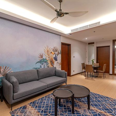 St Giles Gardens Hotel Kuala Lumpur Buitenkant foto A suite at the hotel